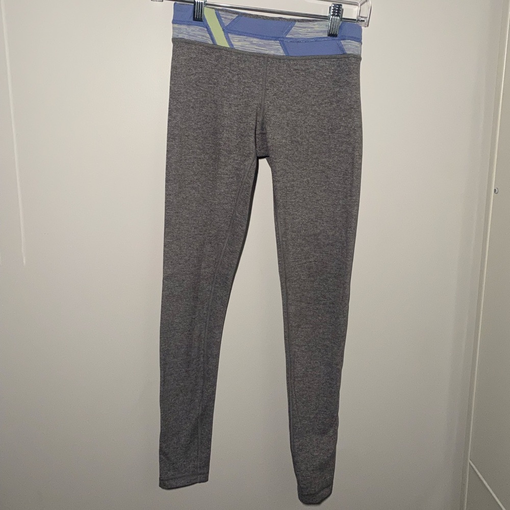 Ivivva grey leggings with multicolor waistband size 4